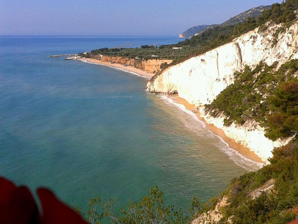 Leonardo Casa Vacanze Villa Матината Екстериор снимка