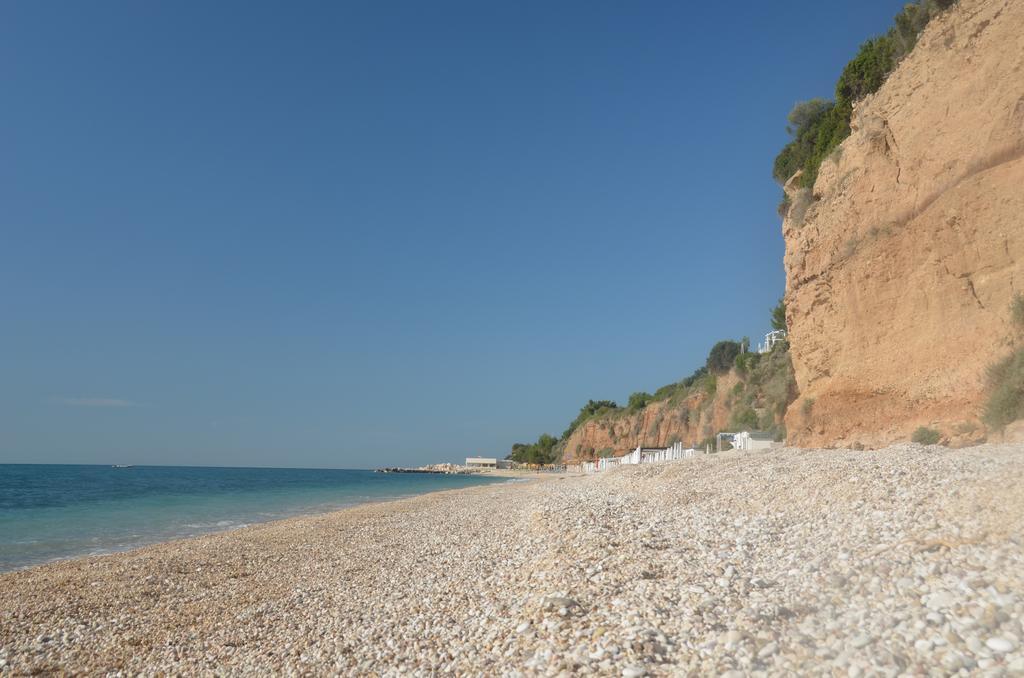 Leonardo Casa Vacanze Villa Матината Екстериор снимка